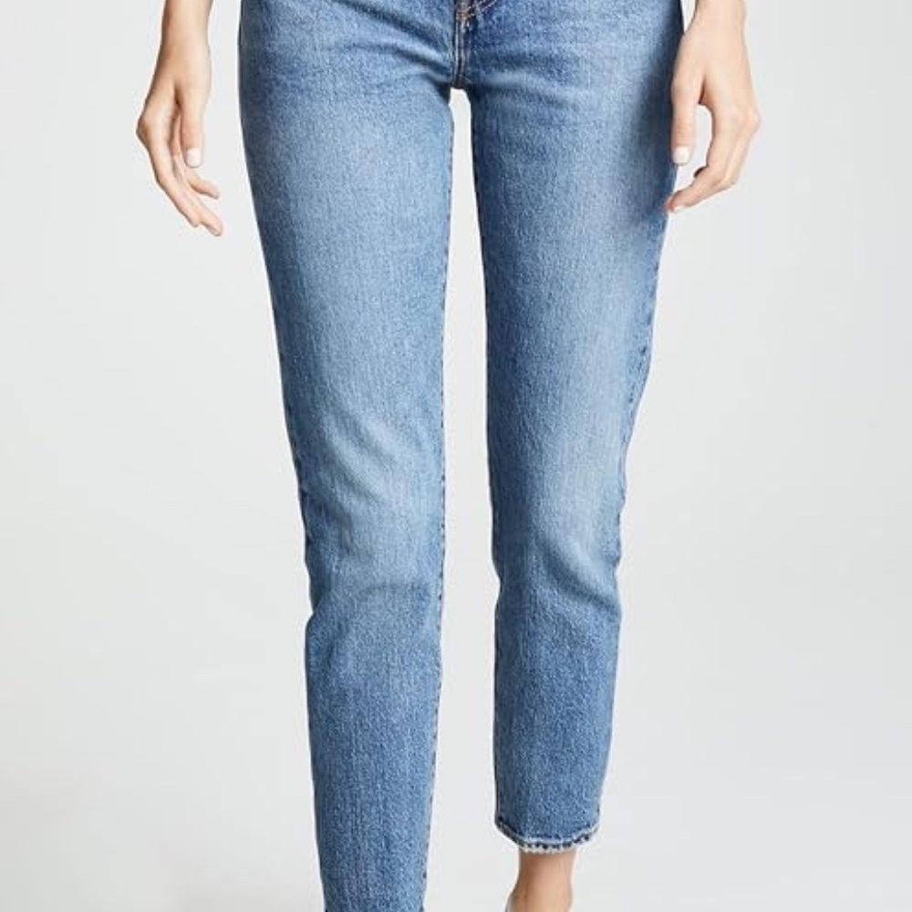 Levi's Women's Premium Wedgie Icon Fit Jeans